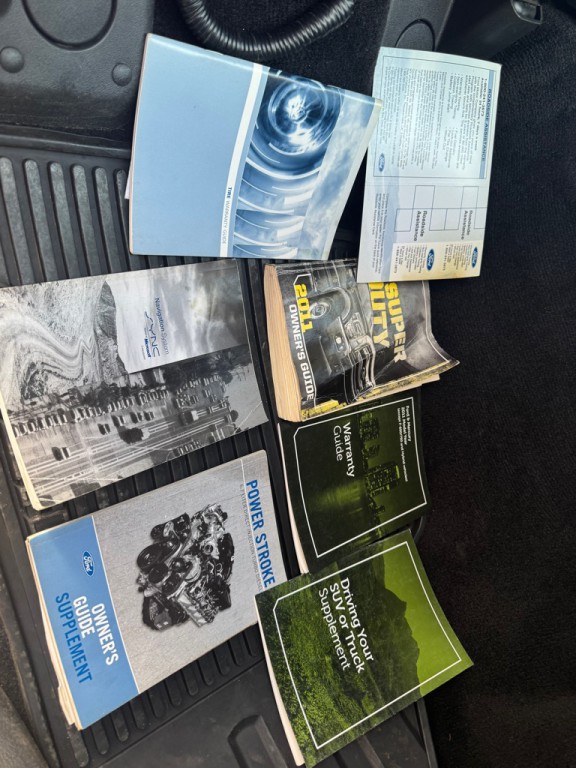 2011 Ford F-350 Image 20