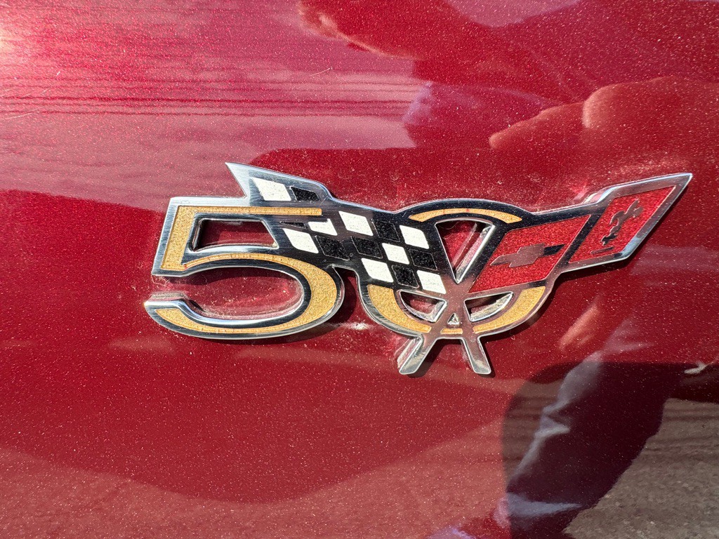 2003 Chevrolet Corvette Image 8