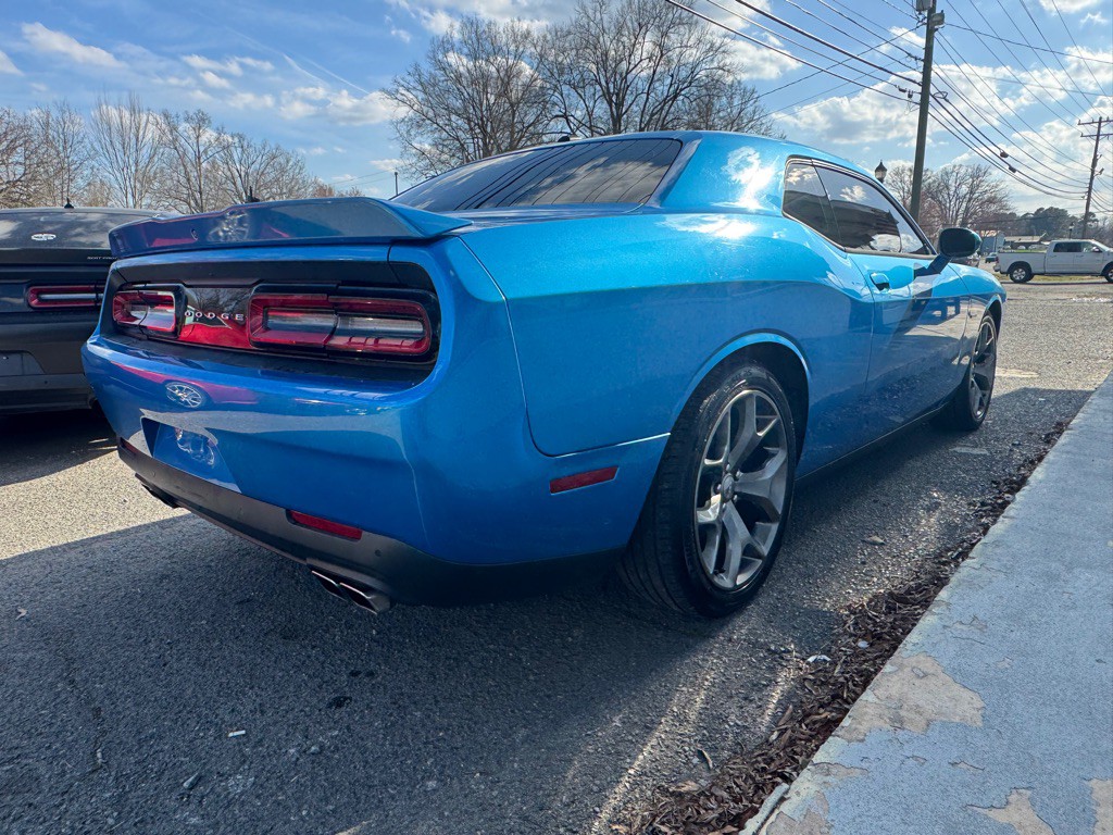 2015 Dodge Challenger Image 5