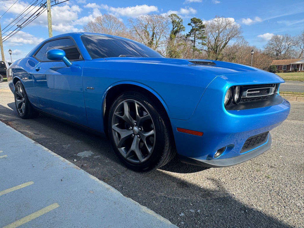 2015 Dodge Challenger Image 6