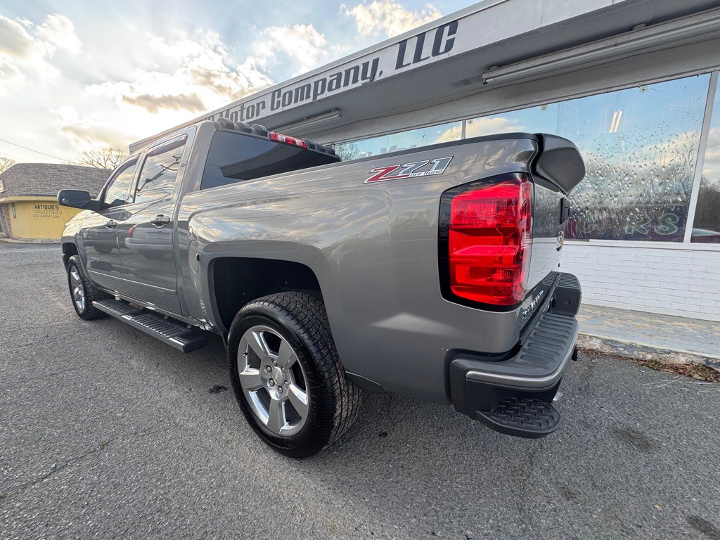 2017 Chevrolet Silverado 1500 Image 3