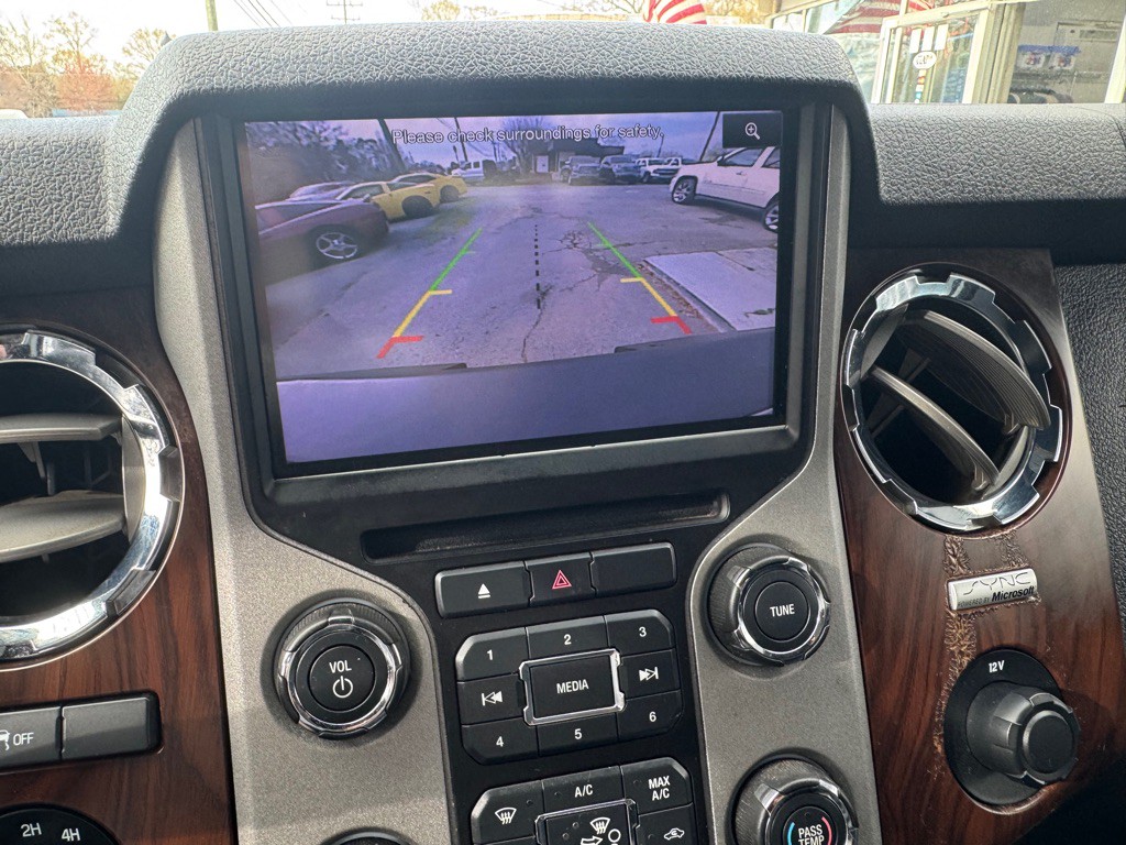 2013 Ford F-250 Image 18