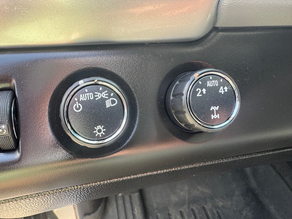 2015 Chevrolet Tahoe Image 10