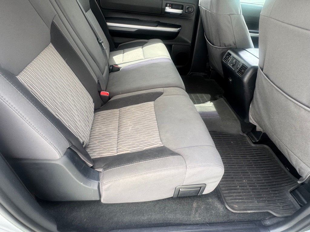 2017 Toyota Tundra Image 16