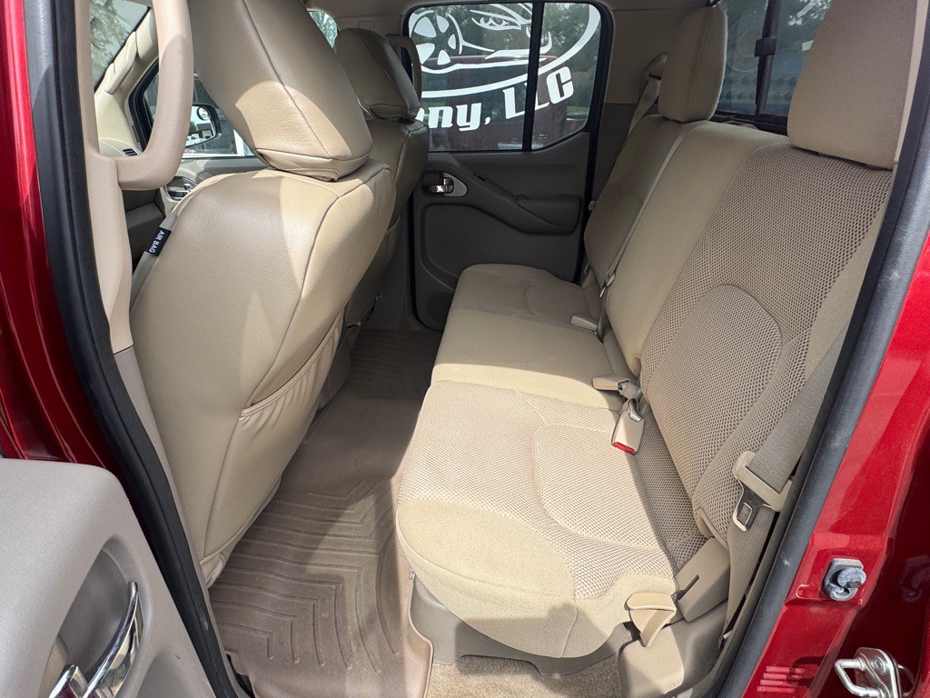 2018 Nissan Frontier Image 12