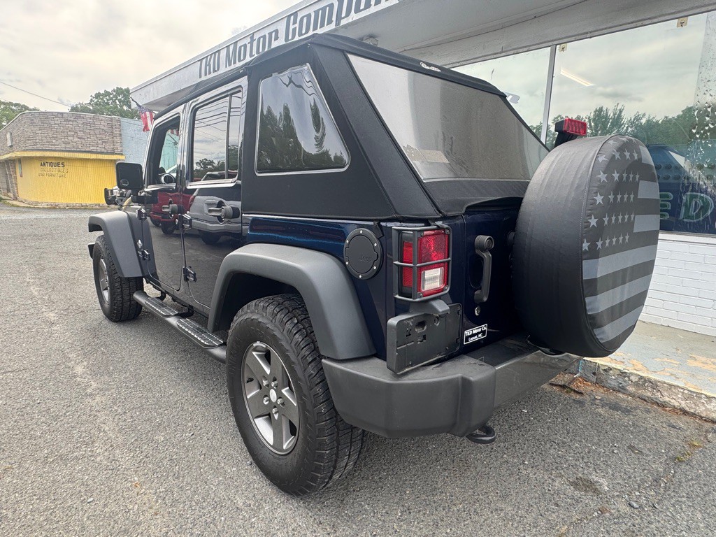 2013 Jeep Wrangler Unlimited Image 3