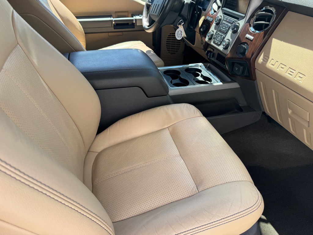 2015 Ford F-250 Image 15