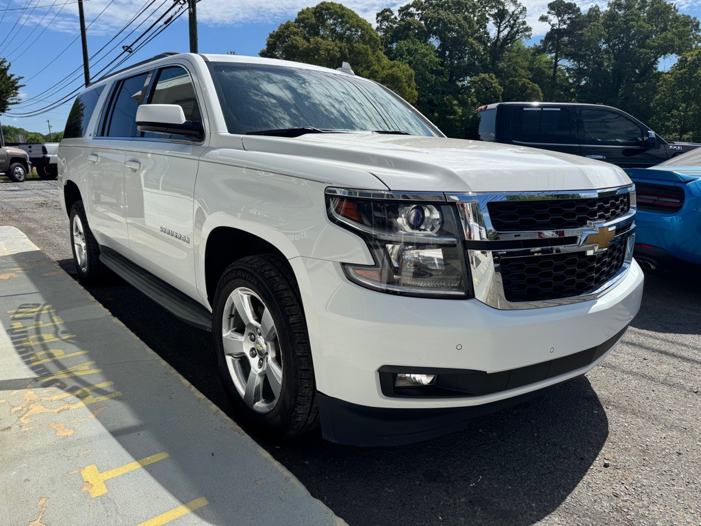 2015 Chevrolet Suburban Image 5