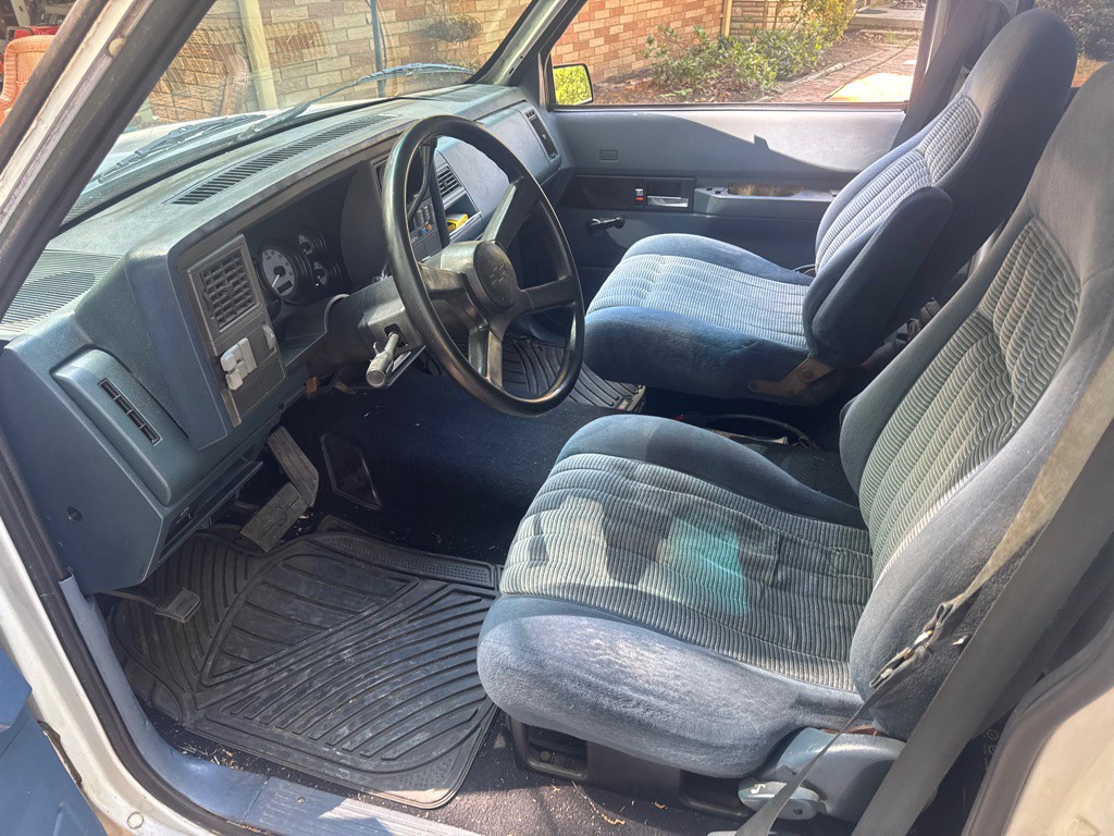 1990 Chevrolet C/K Image 10