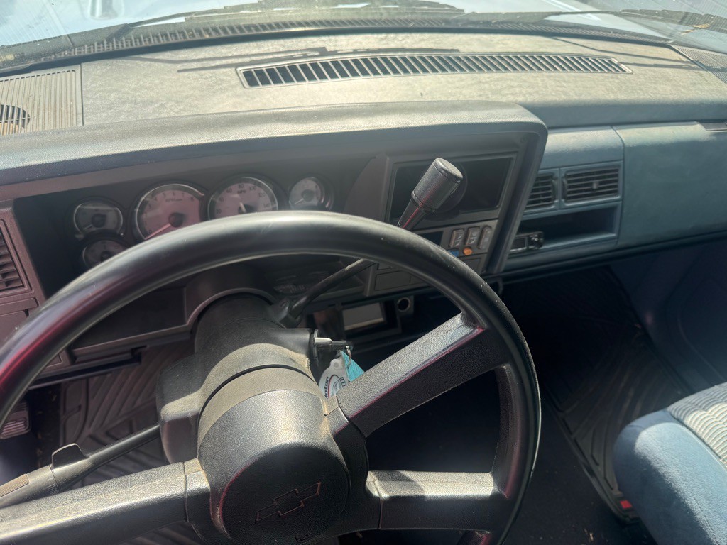 1990 Chevrolet C/K Image 11