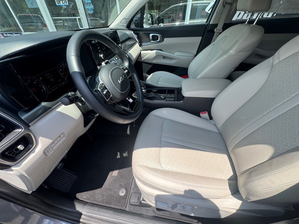 2023 Kia Sorento Image 9