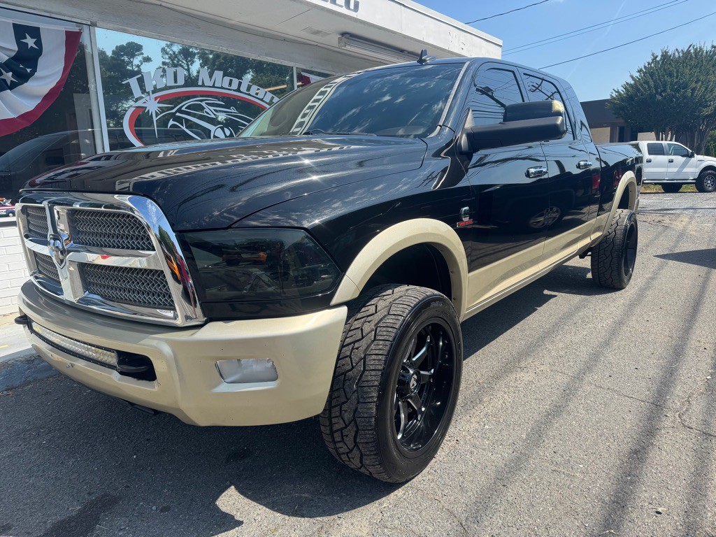 2015 RAM 2500 Image 1
