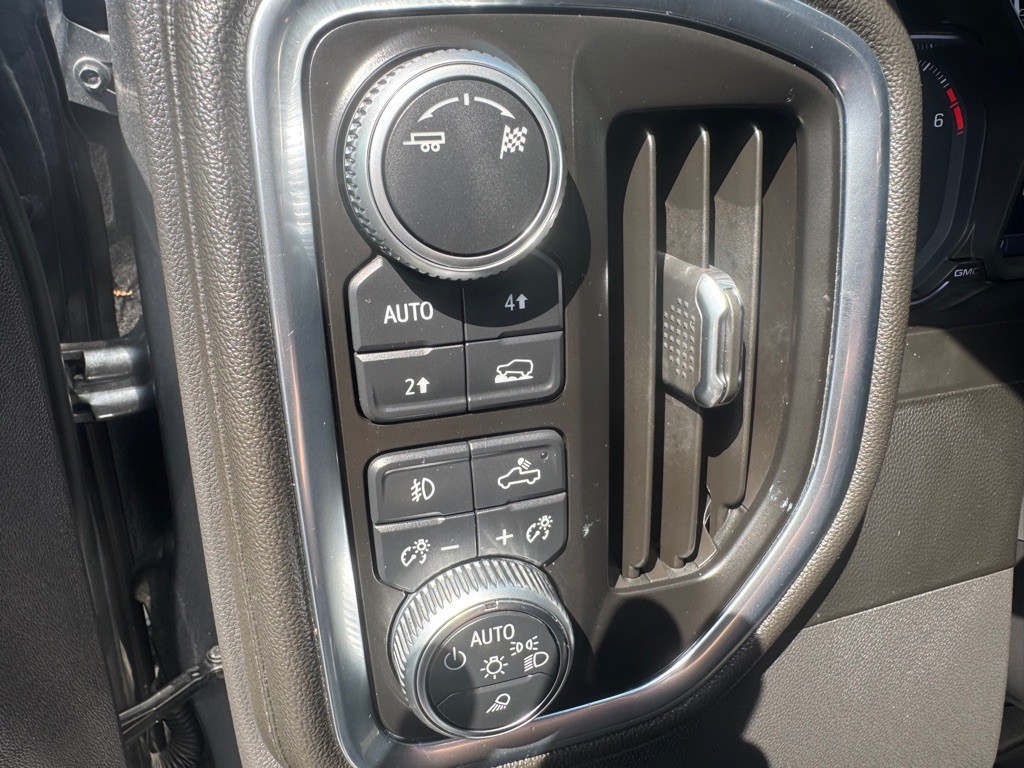 2019 GMC Sierra Image 14