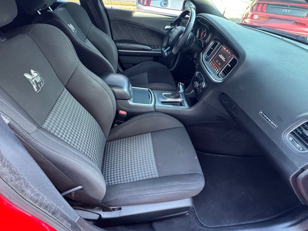 2019 Dodge Charger Image 13