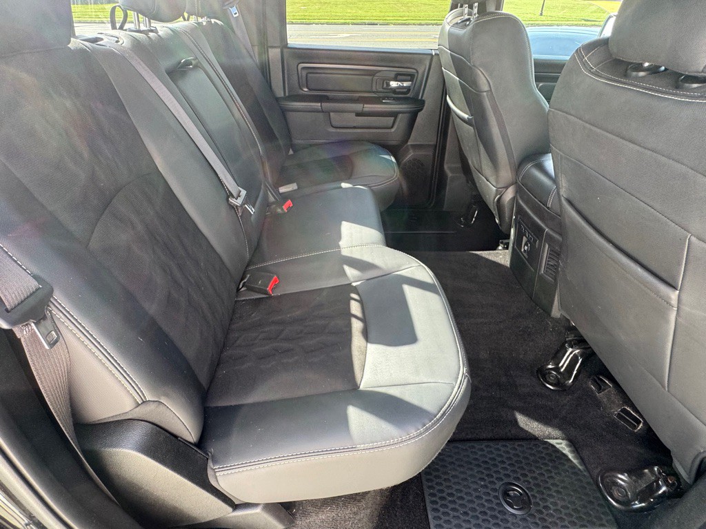 2017 RAM 1500 Image 18