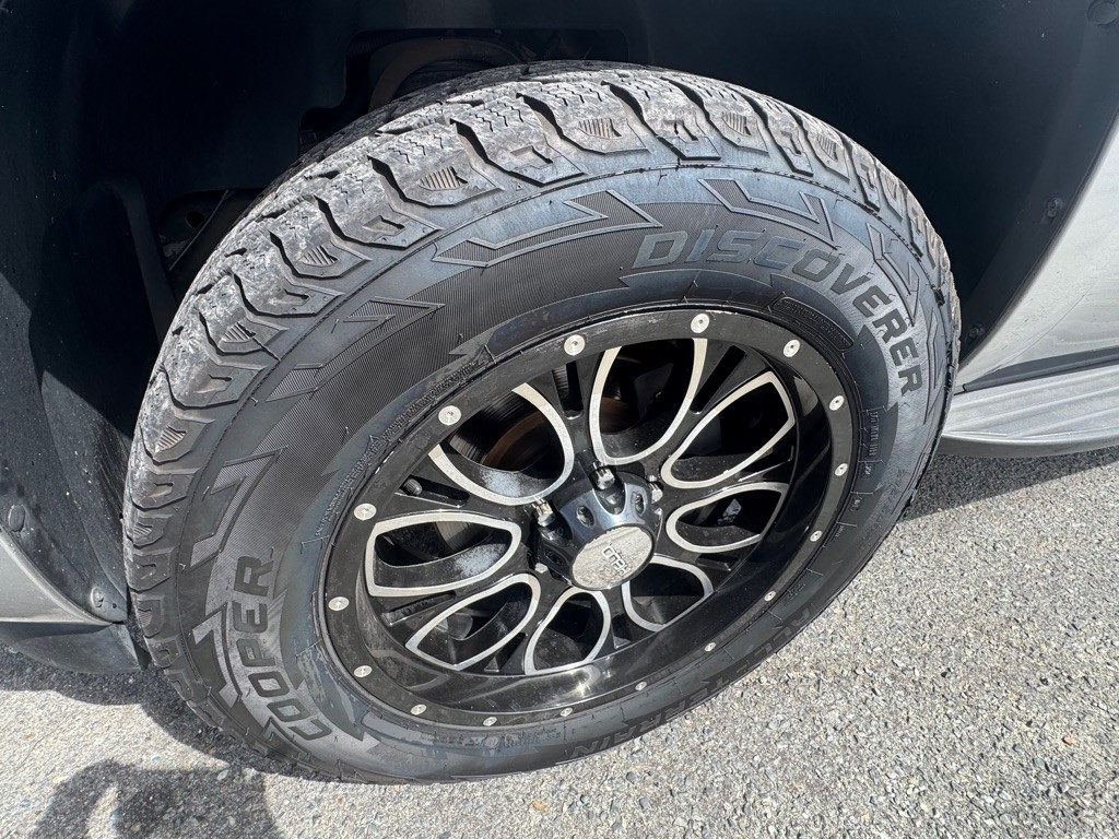 2011 Chevrolet Tahoe Image 8