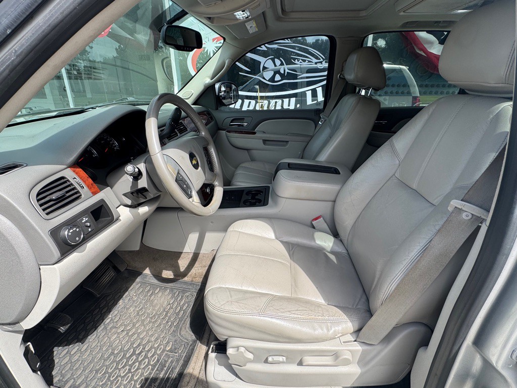 2011 Chevrolet Tahoe Image 9
