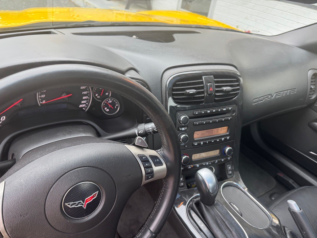 2011 Chevrolet Corvette Image 14