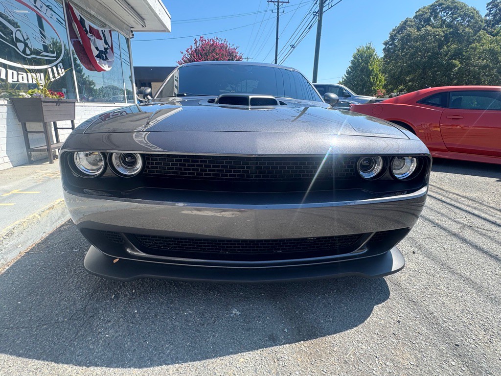 2021 Dodge Challenger Image 5