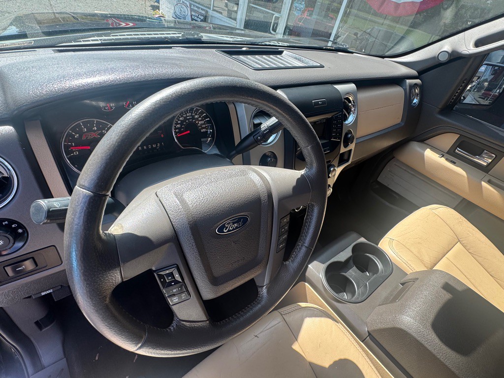 2014 Ford F-150 Image 10