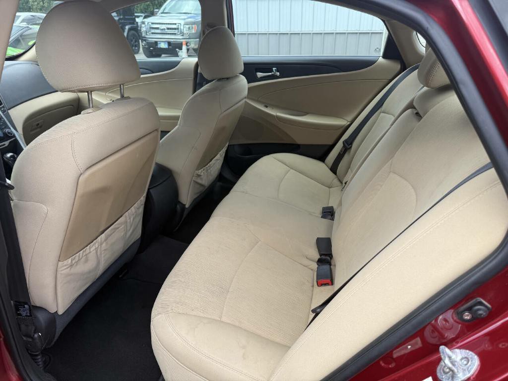 2011 Hyundai Sonata Image 11