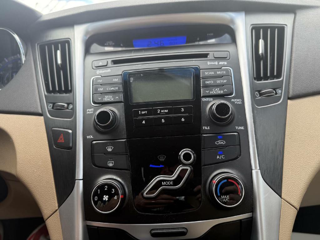 2011 Hyundai Sonata Image 13