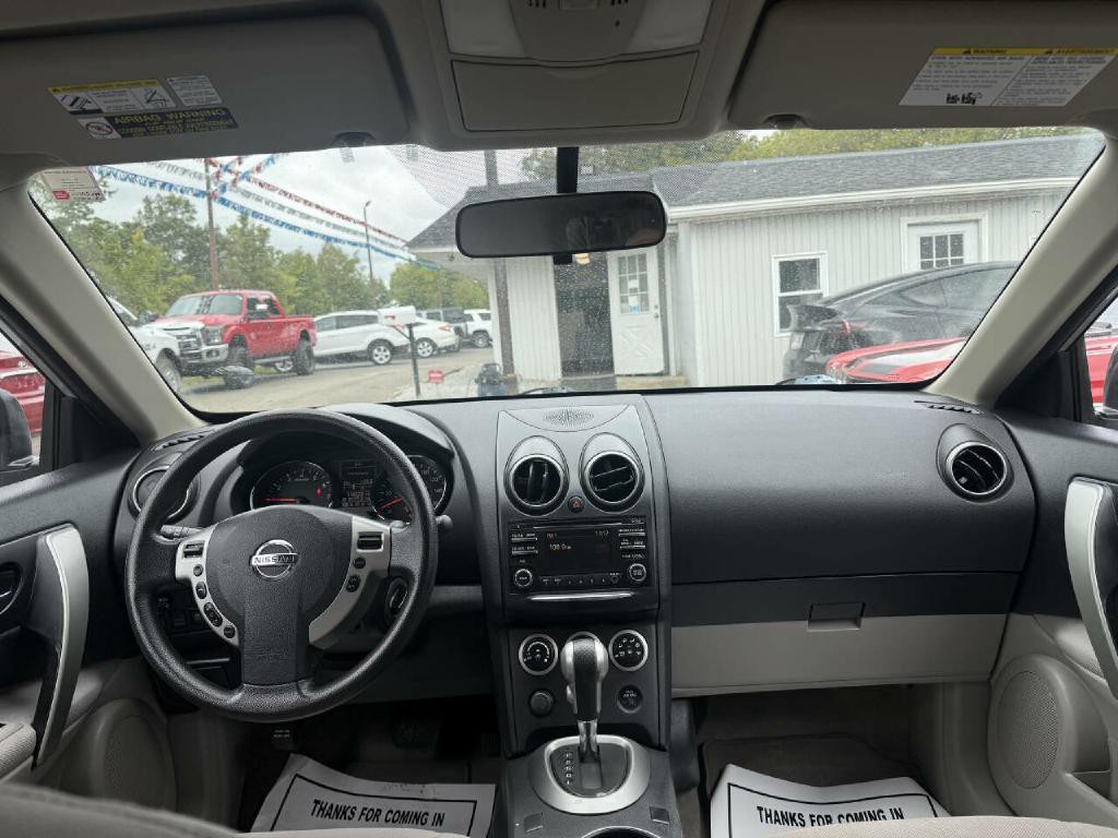 2013 Nissan Rogue Image 10