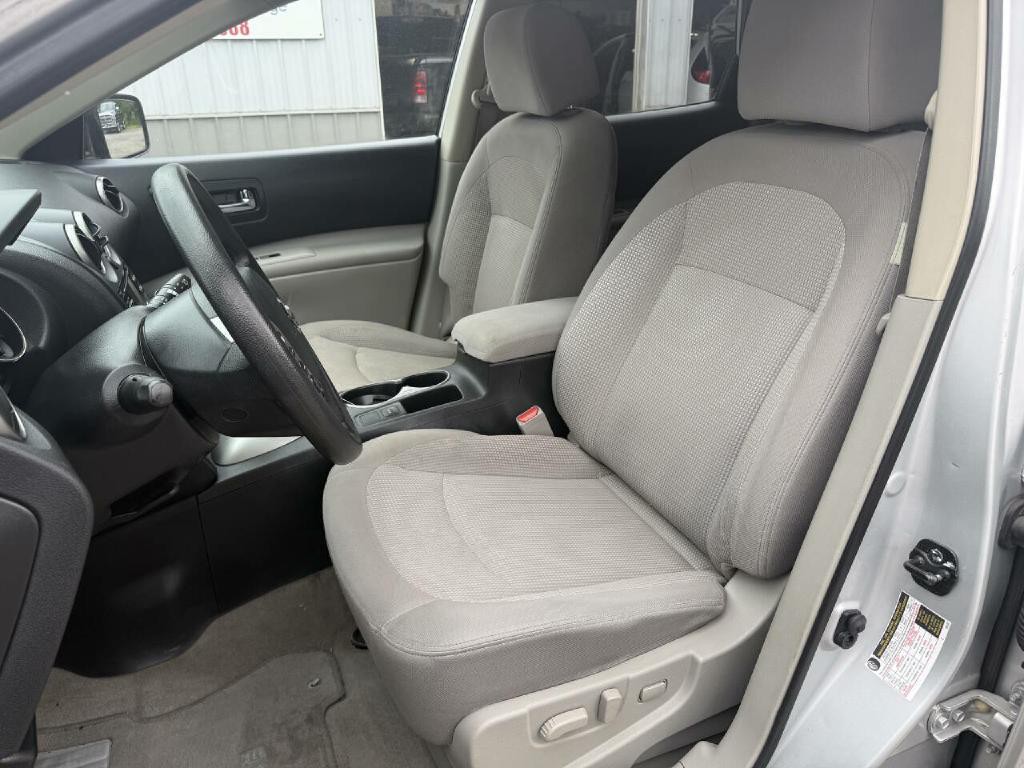 2013 Nissan Rogue Image 14