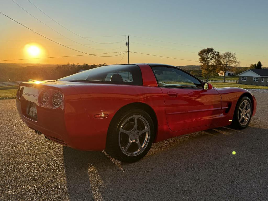 2002 Chevrolet Corvette Image 4