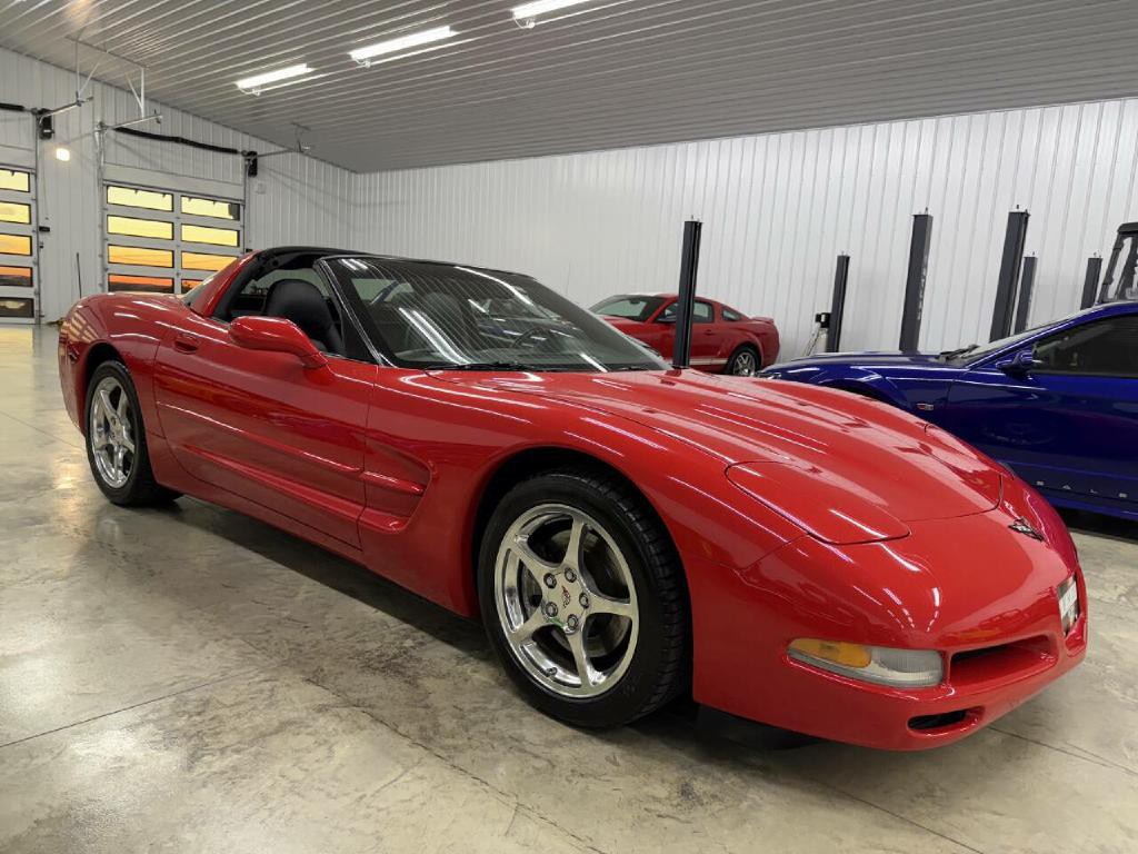 2002 Chevrolet Corvette Image 11
