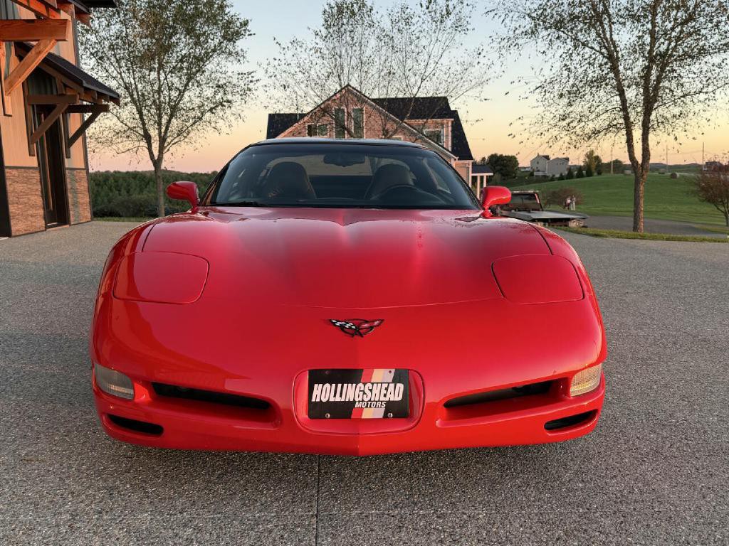2002 Chevrolet Corvette Image 16