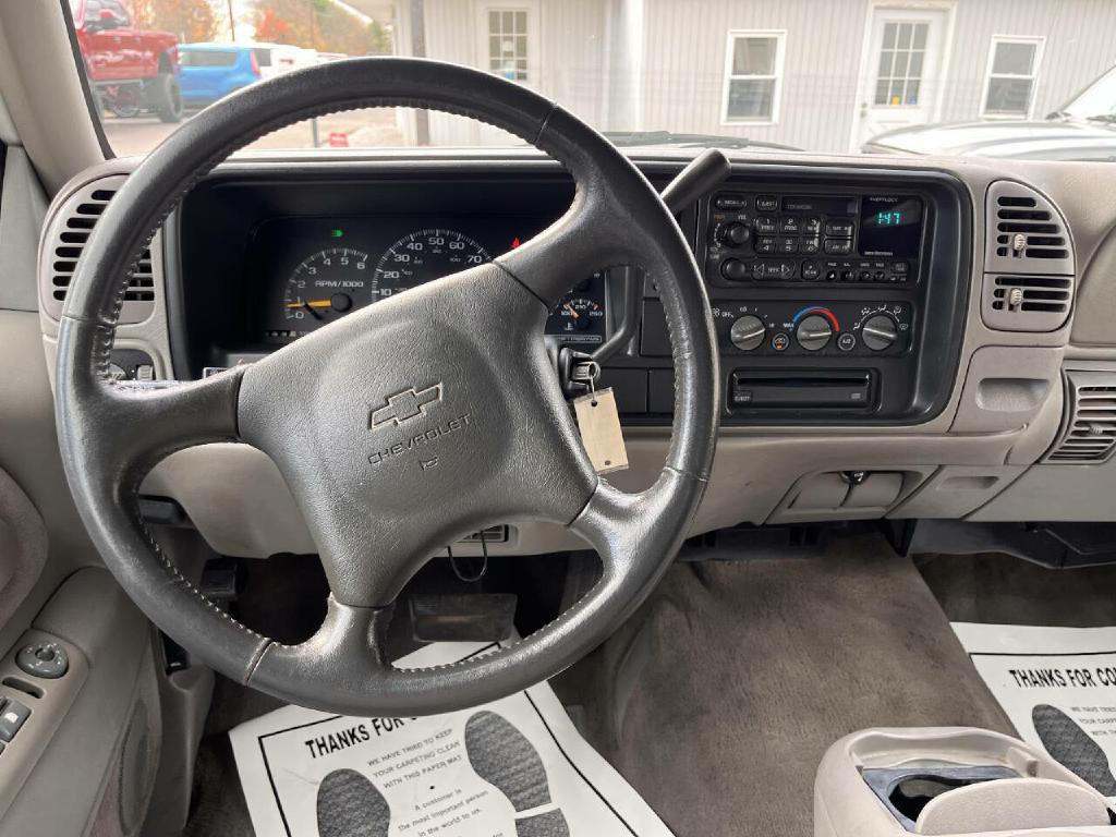 2000 Chevrolet C/K Image 11