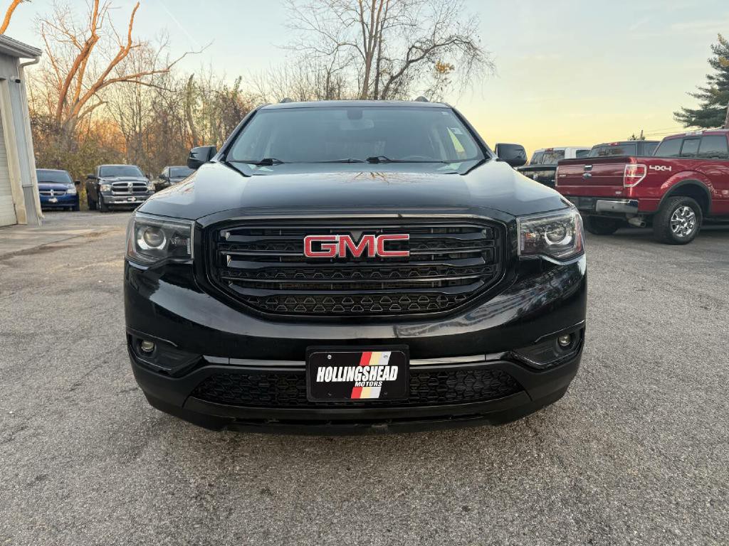 2019 GMC Acadia Image 2