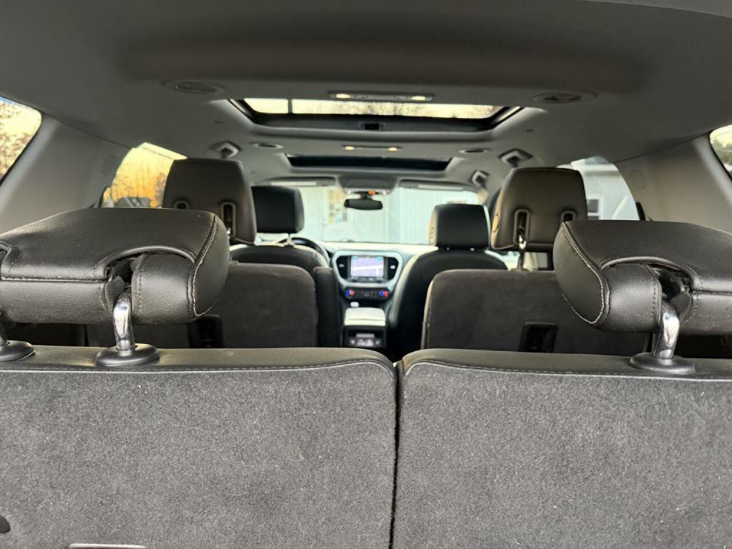 2019 GMC Acadia Image 16