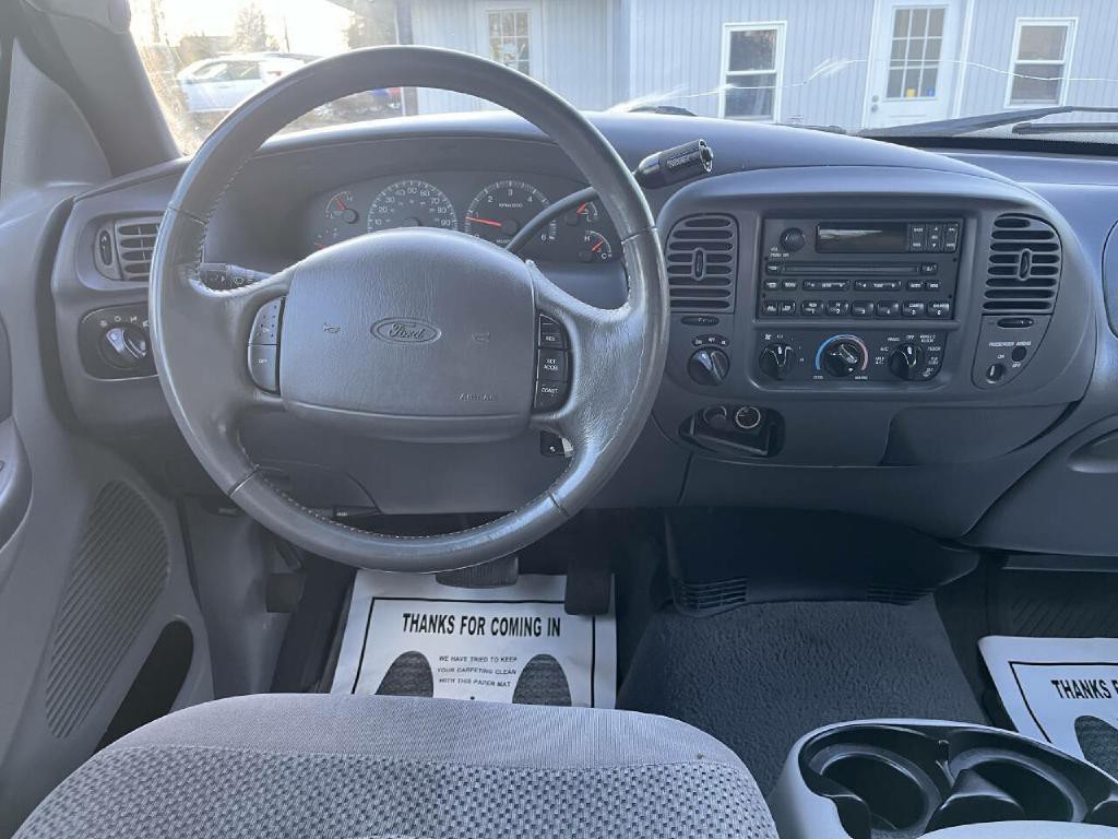 2001 Ford F-150 Image 11