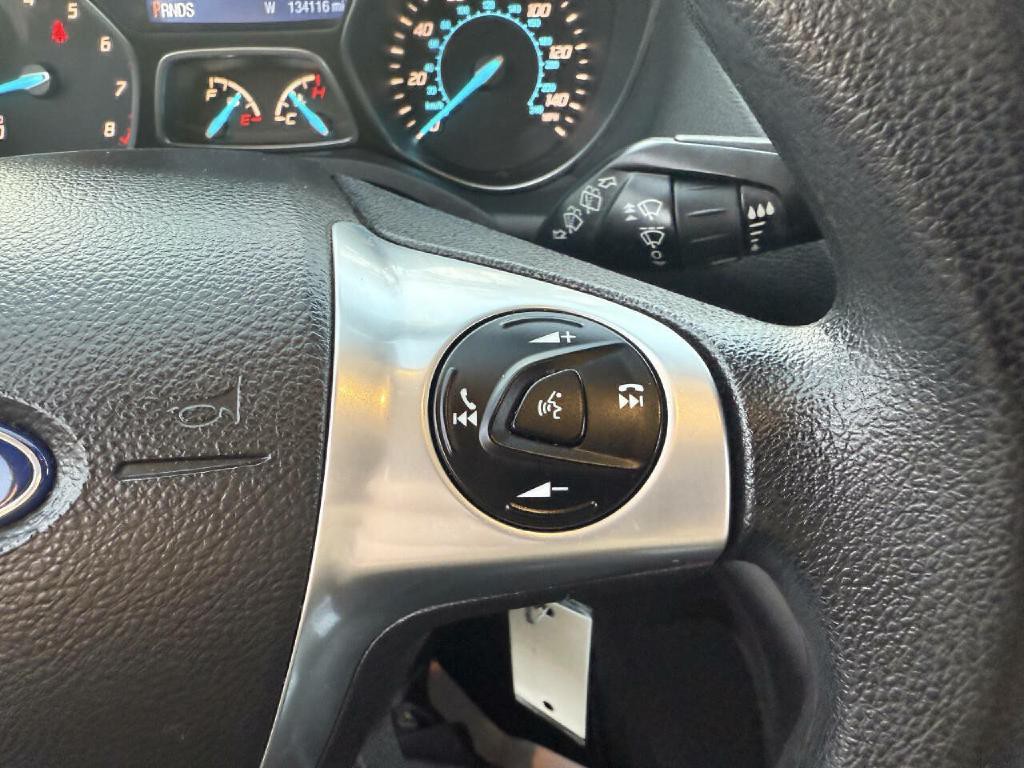 2015 Ford Escape Image 2