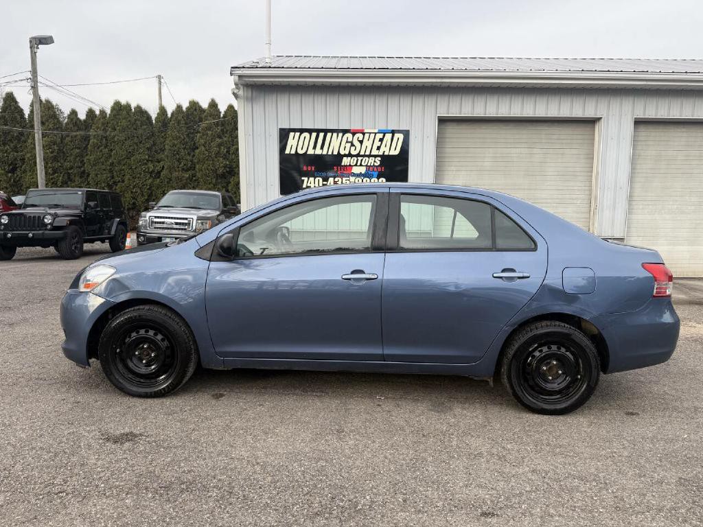 2012 Toyota Yaris Image 8