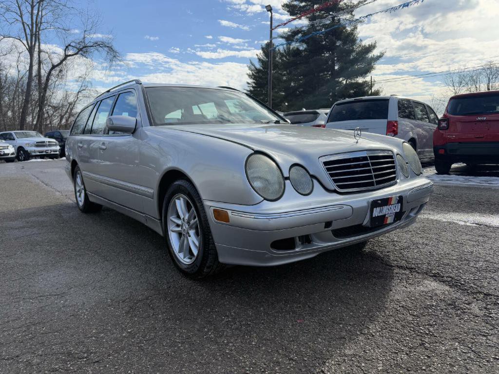 2002 Mercedes-Benz E-Class Image 3