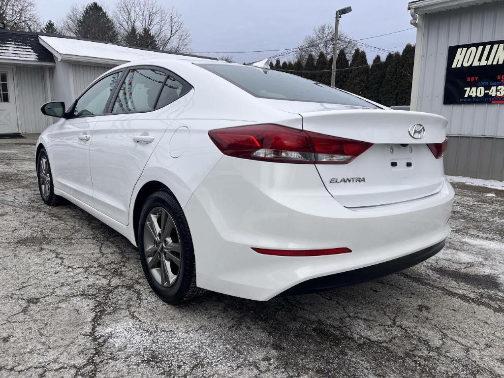 2017 Hyundai Elantra Image 7