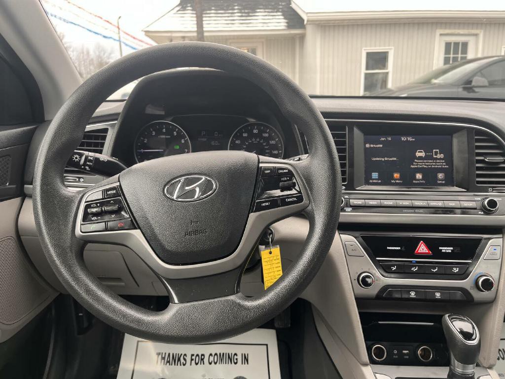 2017 Hyundai Elantra Image 12