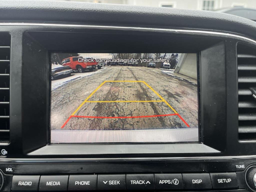 2017 Hyundai Elantra Image 15