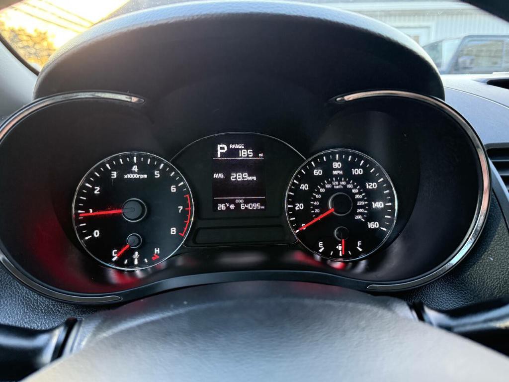 2017 Kia Forte Image 11