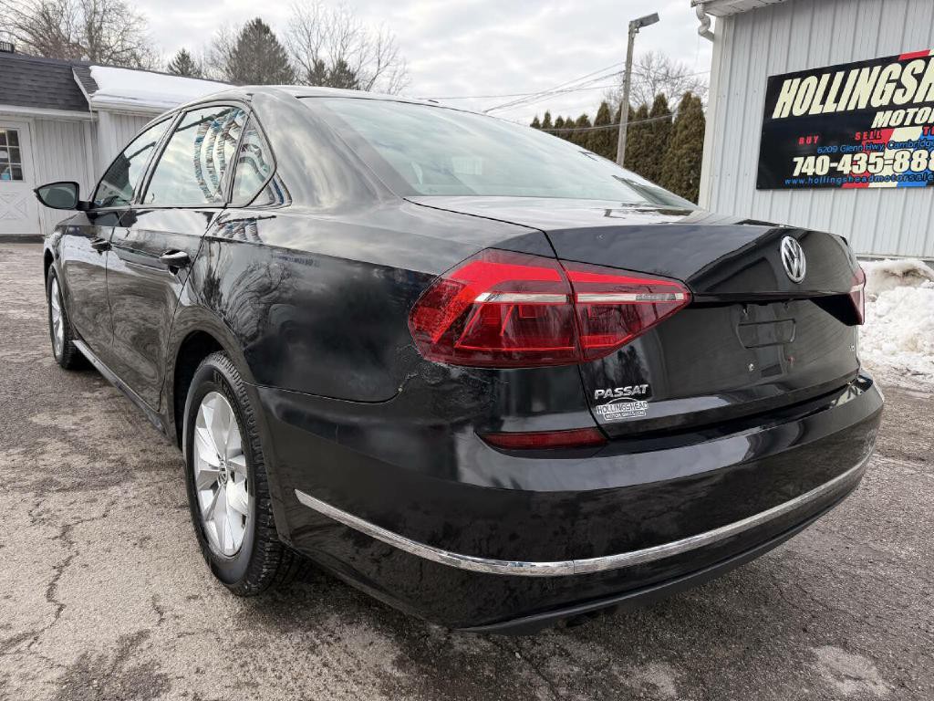 2018 Volkswagen Passat Image 7