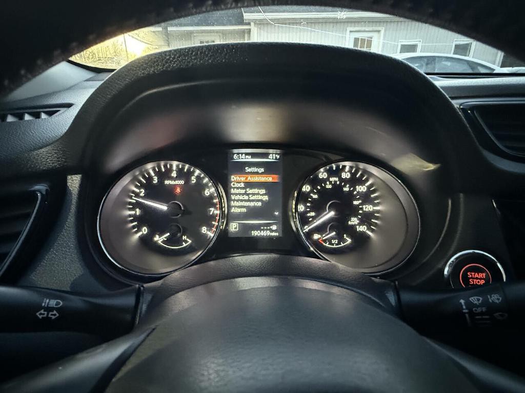 2017 Nissan Rogue Image 12