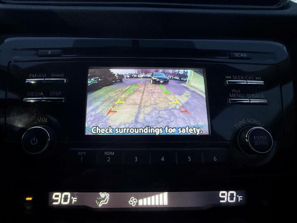 2017 Nissan Rogue Image 17