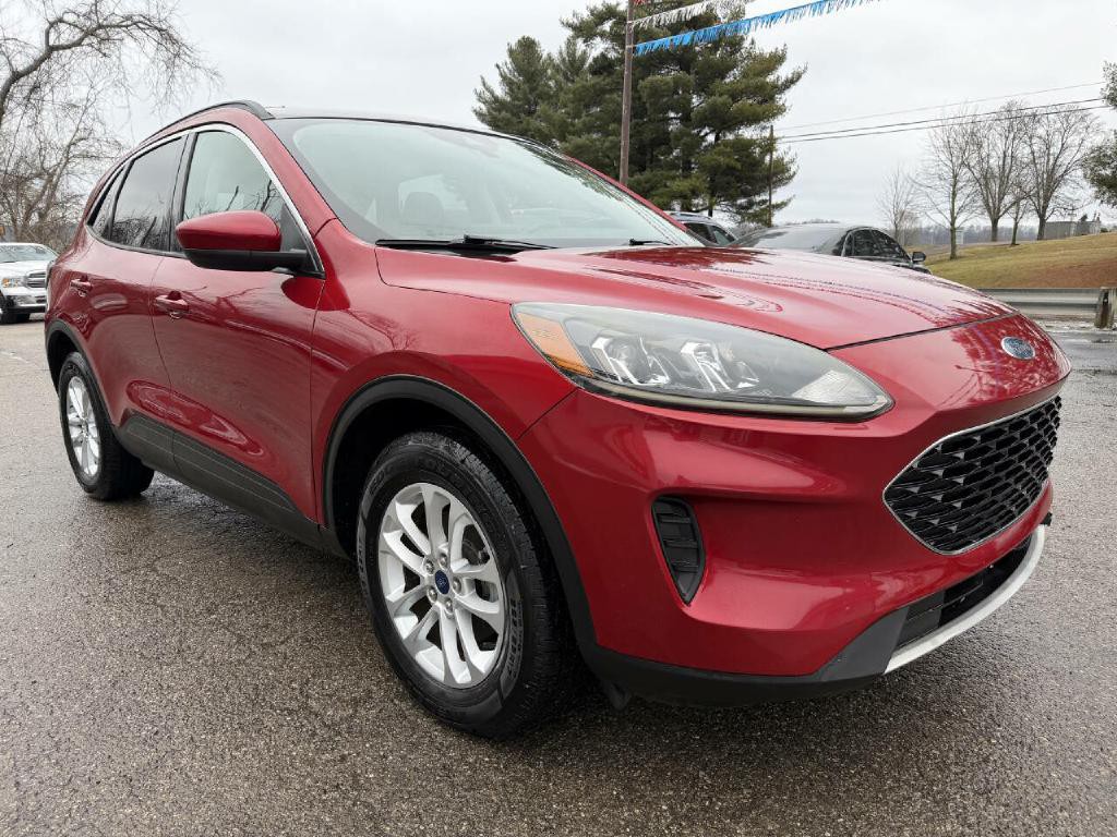 2020 Ford Escape Image 3