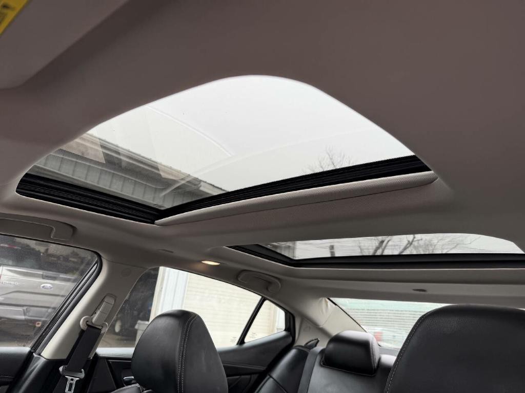 2018 Nissan Maxima Image 11