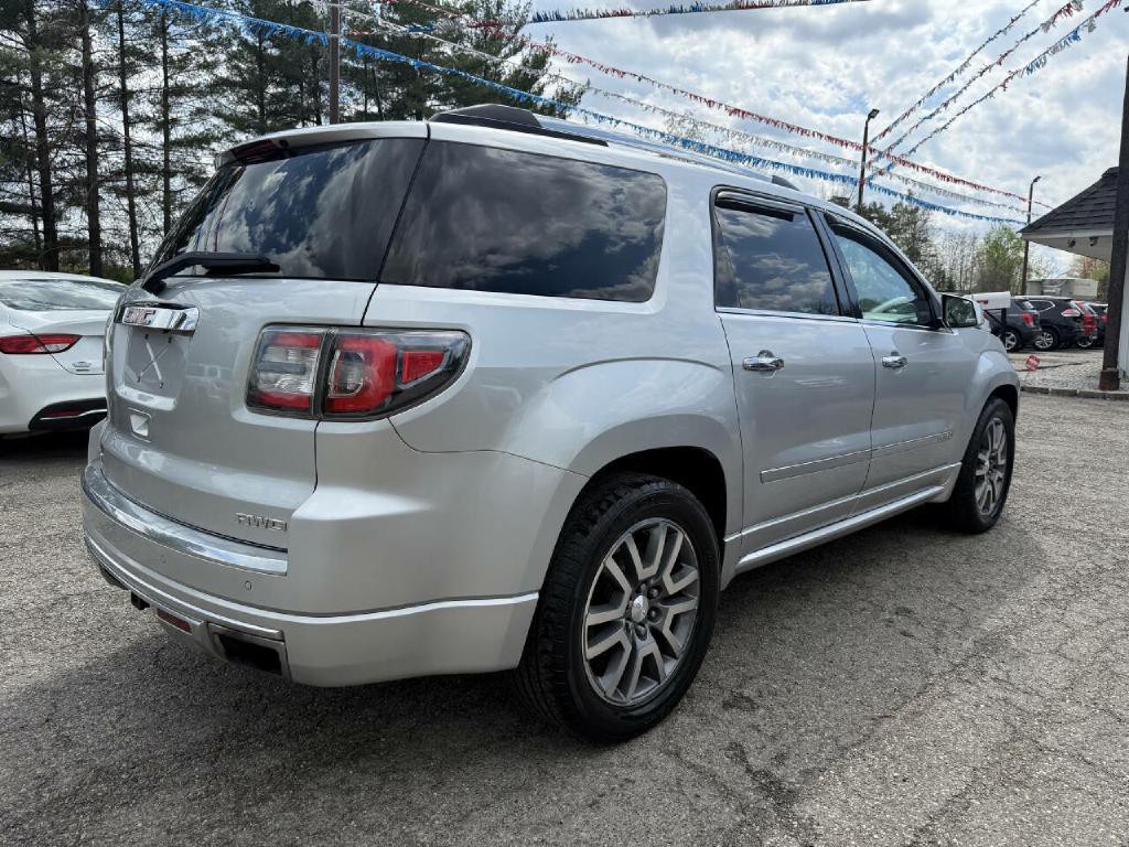 2015 GMC Acadia Image 2