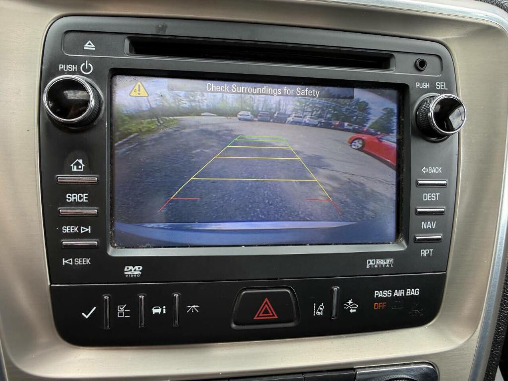 2015 GMC Acadia Image 8