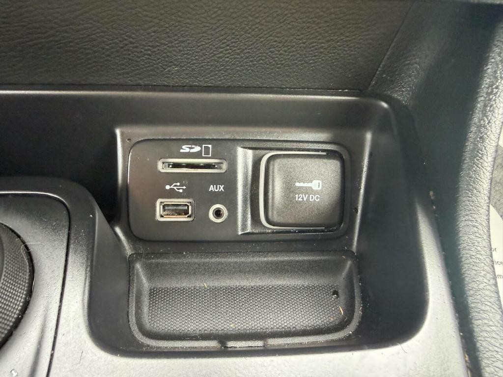 2015 Jeep Cherokee Image 19